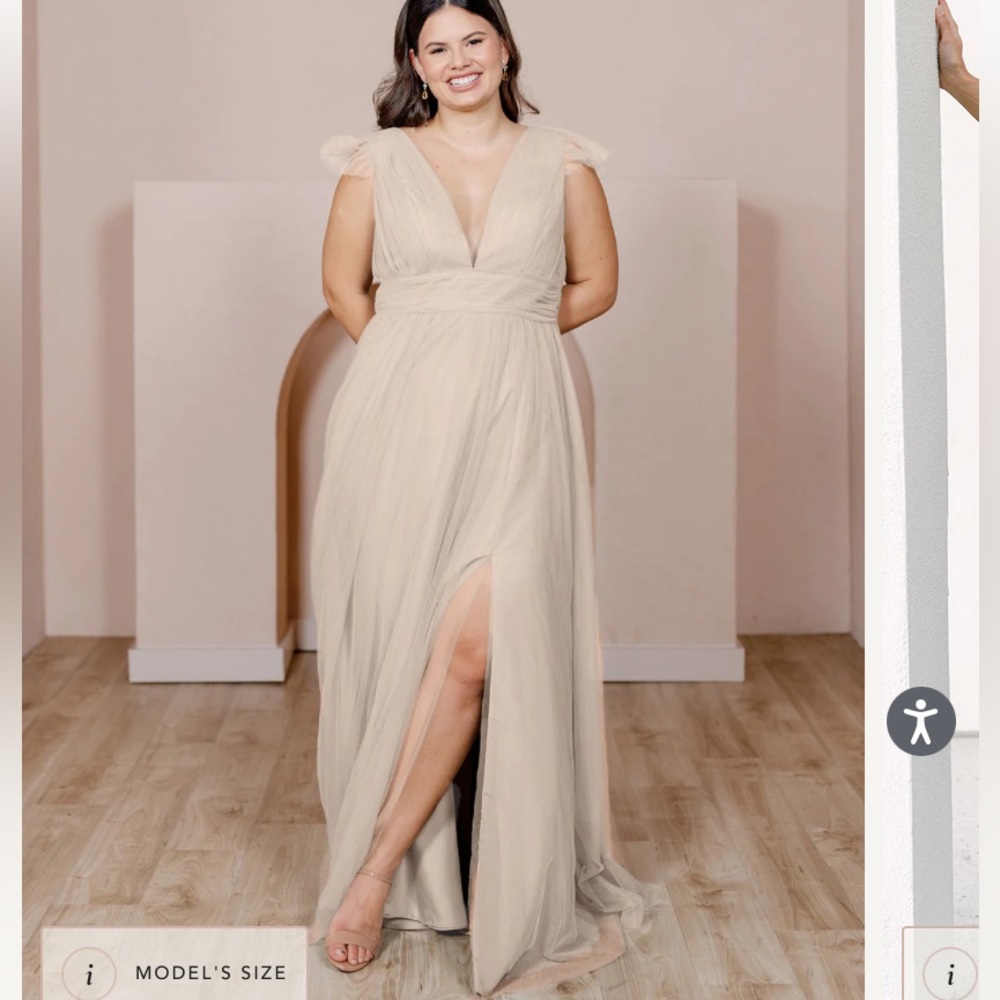 NWT revelry bridesmaid dress in champagne